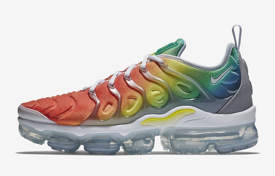 TN PLUS Sneakers