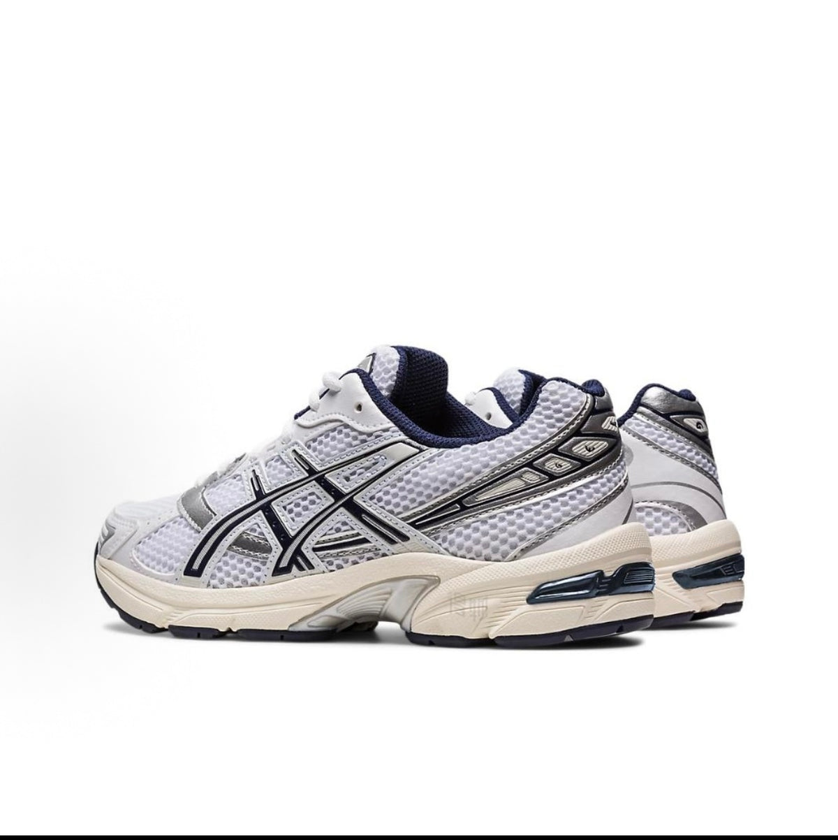 ASICS GEL-SEKIRAN Sneakers – White & Silver