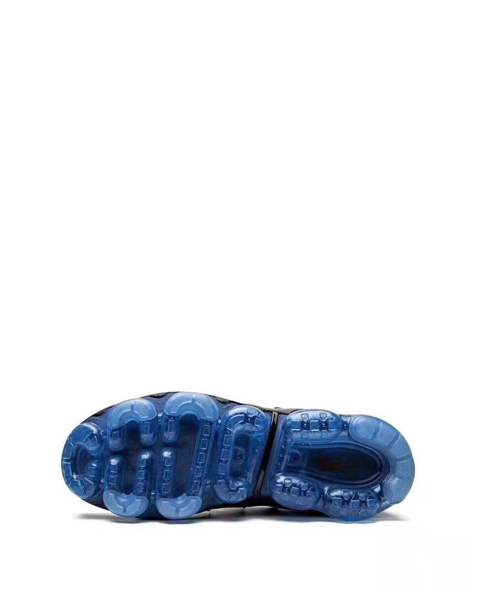 TN PLUS Sneakers