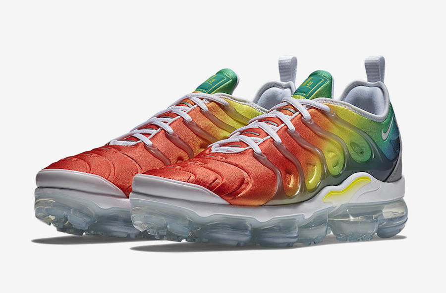 TN PLUS Sneakers