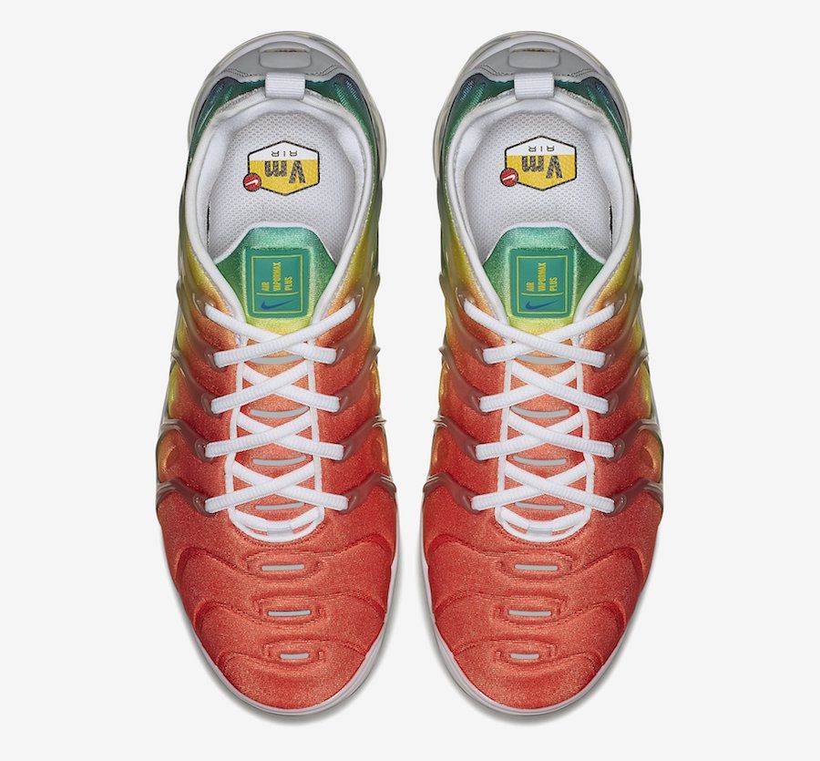 TN PLUS Sneakers
